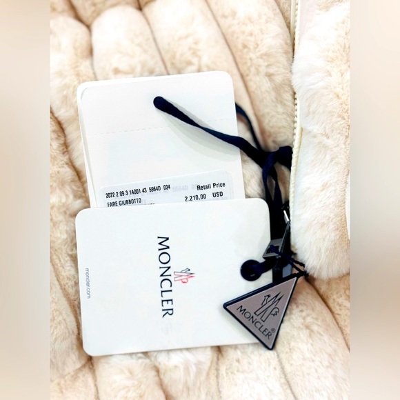 Moncler white fare faux-fur puff coat size 2/M SUPER COZY n SOFT!! LAST ONE - Picture 15 of 17